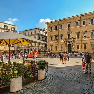 Trastevere Alexandro Il Gladiatore Rome